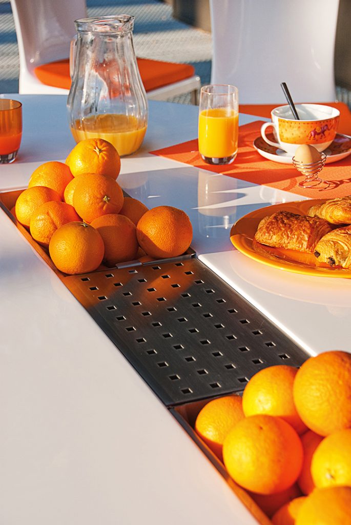 Art Mely Table Ovale Orange Pasion
